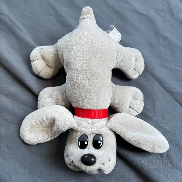 Vintage Pound Puppy Dog Plush Stuffed Animal 1985 Tonka Small Gray w/ Red Collar - Picture 3 of 4